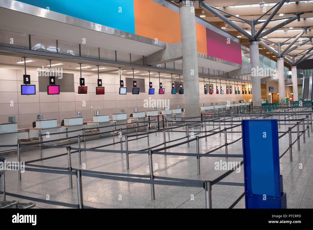 Checkin counters and stanchions Stock Photo Alamy