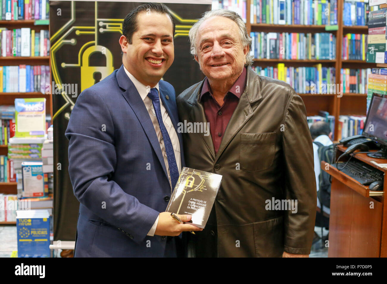 Leandro Alvarenga Miranda launches his new book at Martins Fontes bookstore in Sao Paulo. (Photo by Leco Viana/Thenews2 / Pacific Press) Stock Photo