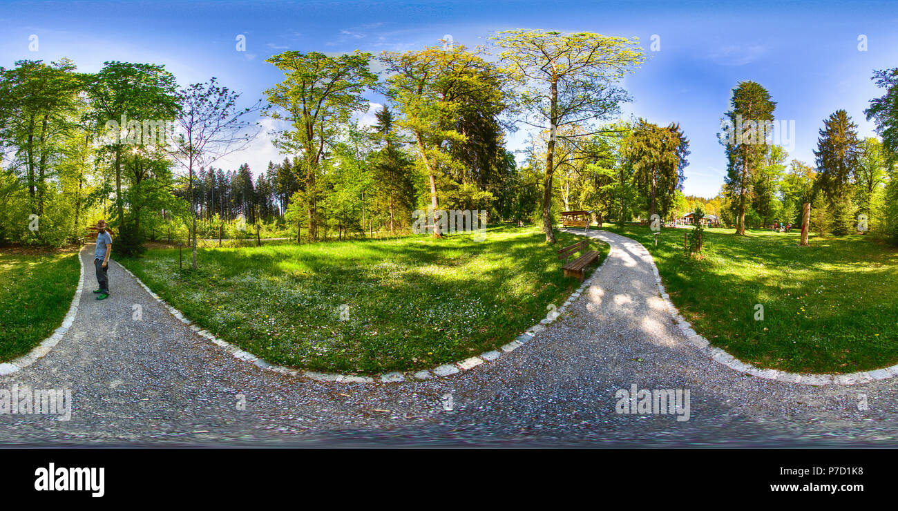 360 degree vr panorama green hi-res stock photography and images - Alamy