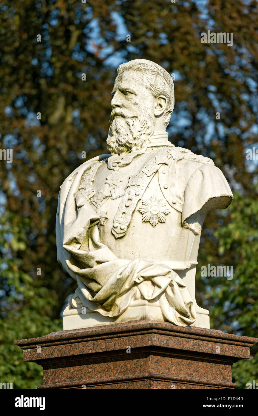 Marble bust, memorial to King and Emperor Friedrich III, spa garden, Bad Homburg vor der Höhe, Hesse, Germany Stock Photo