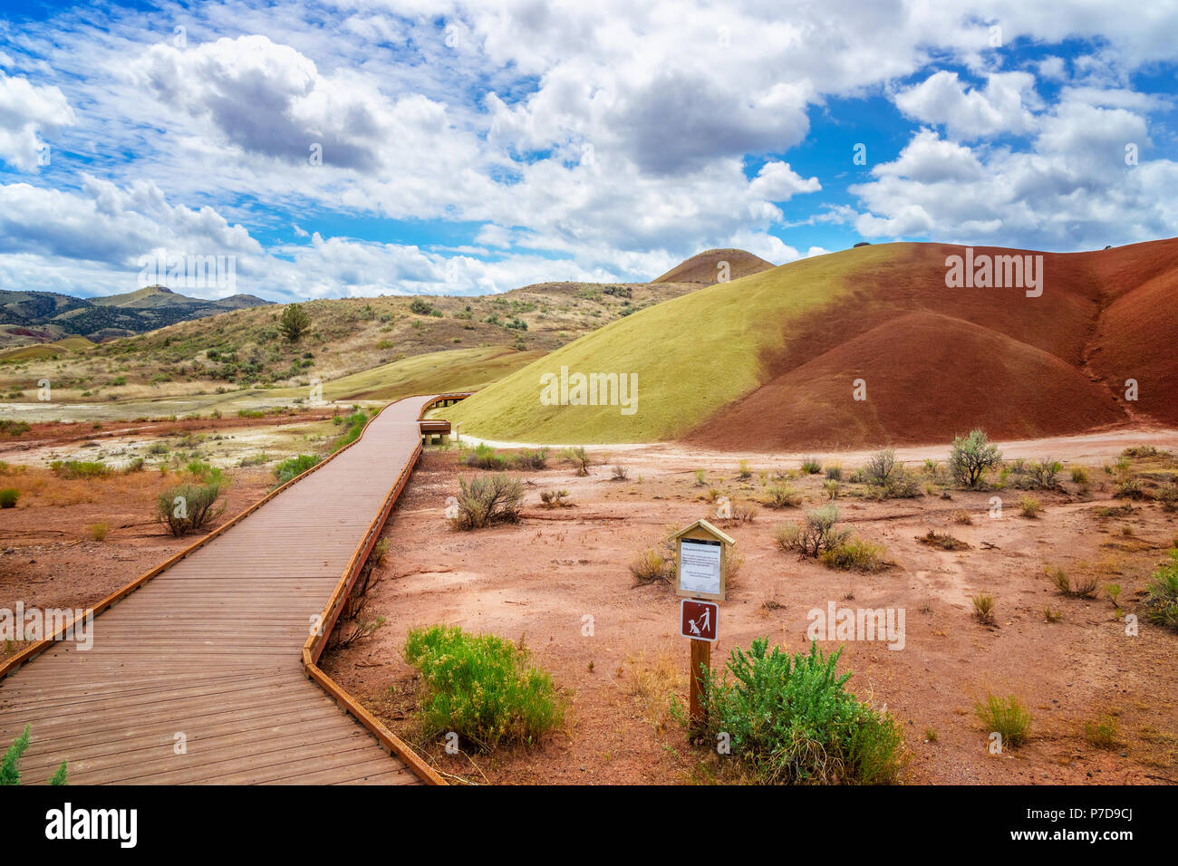 The Painted Cove with its boardwalk in Painted Hills, John Day Fossil Beds National Monument, near Mitchell, Central Oregon, USA. Stock Photo