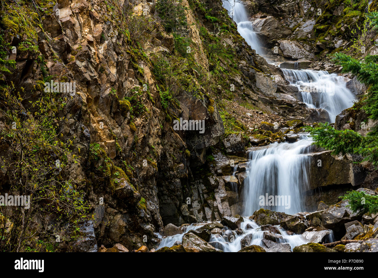 Waterfall down mountainside hi-res stock photography and images - Alamy