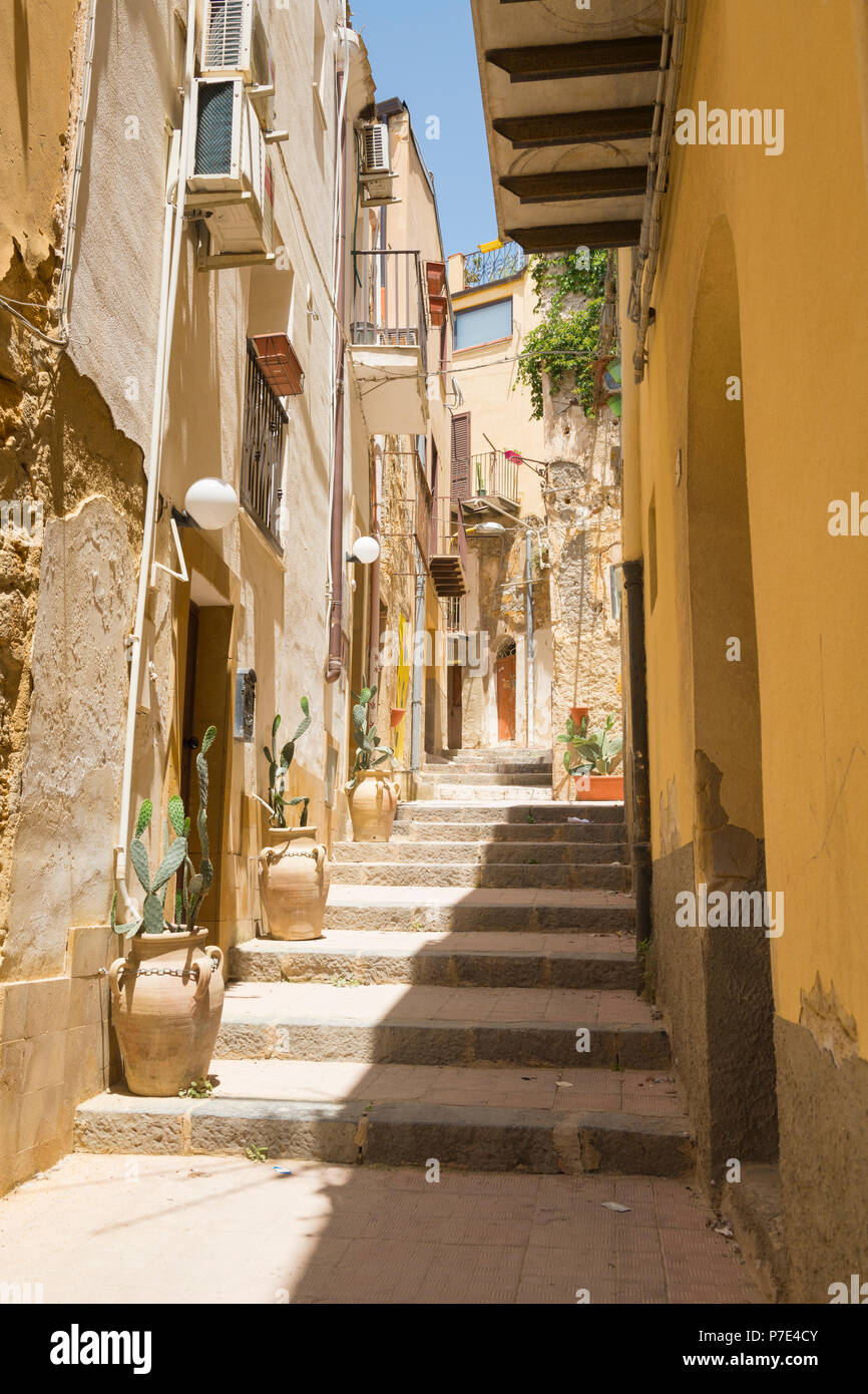 Dm18sa3174 hires stock photography and images Alamy