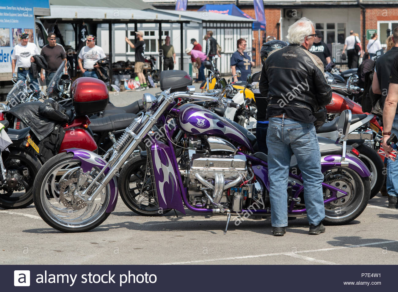 v8 chopper bike