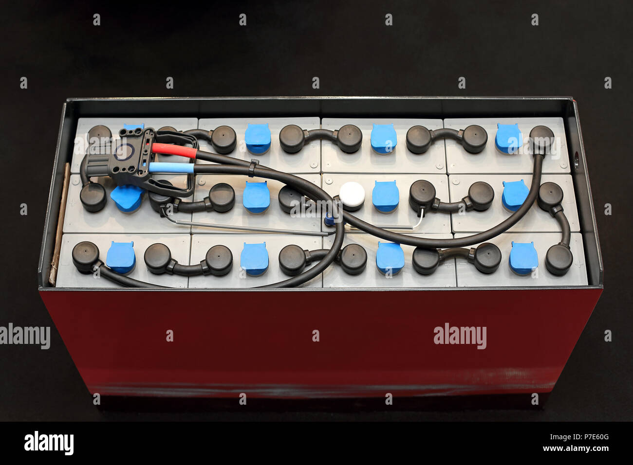 Deep cycle hi-res stock photography and images - Alamy