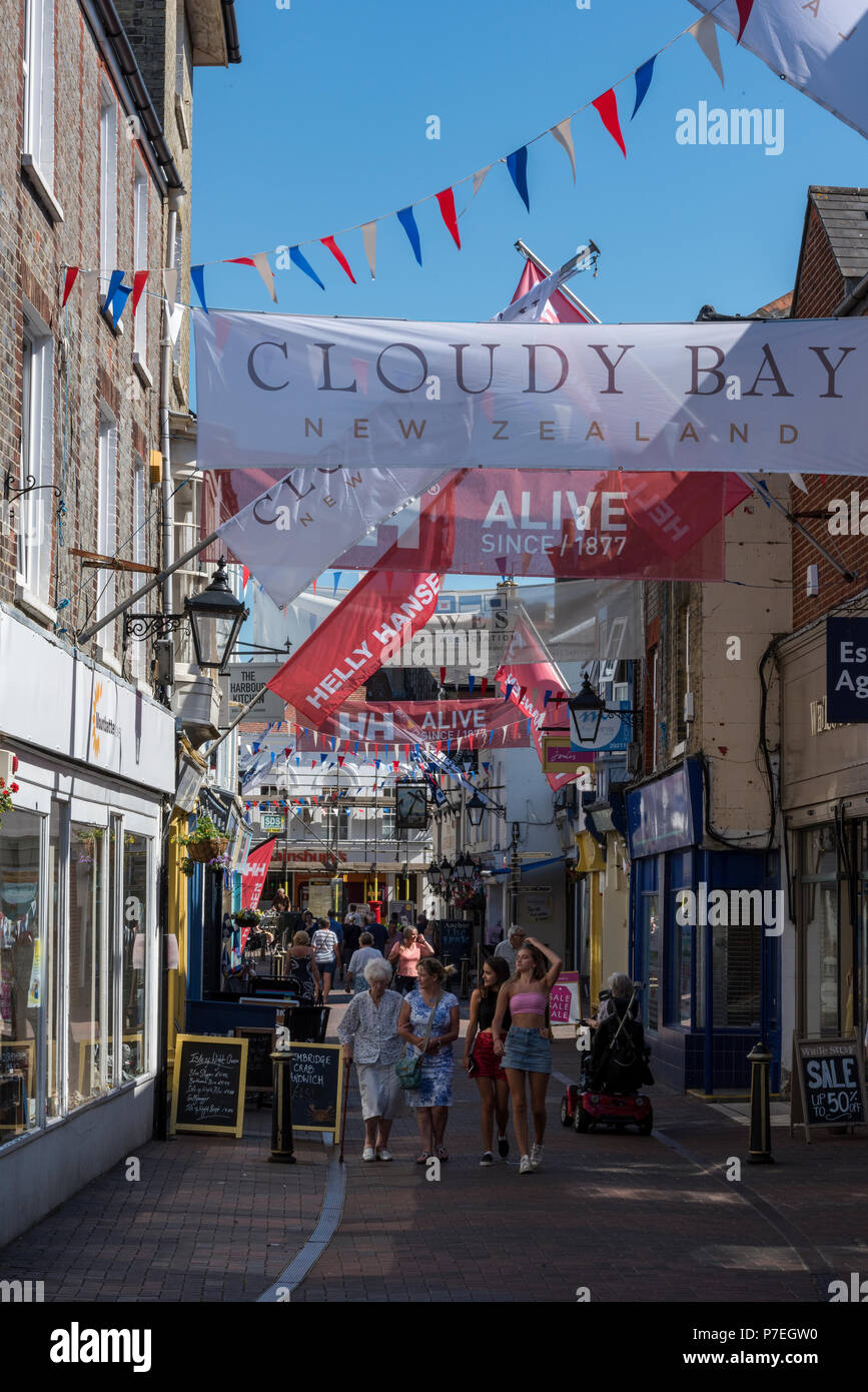 Isle Of Wight Shopping High Resolution Stock Photography and Images Alamy