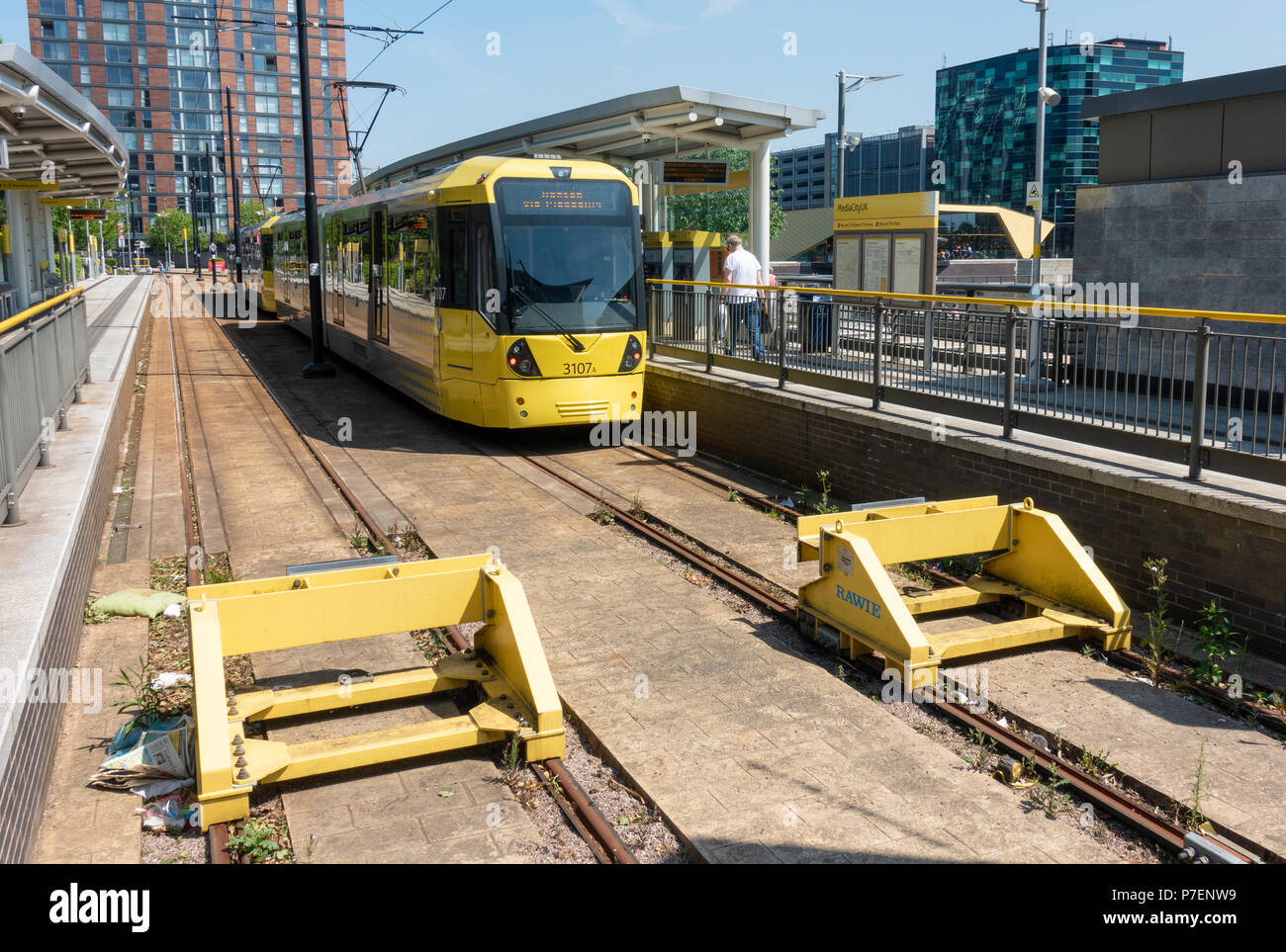 Manchester Metrolink Tram Stop at MediaCityUK Stock Photo Alamy