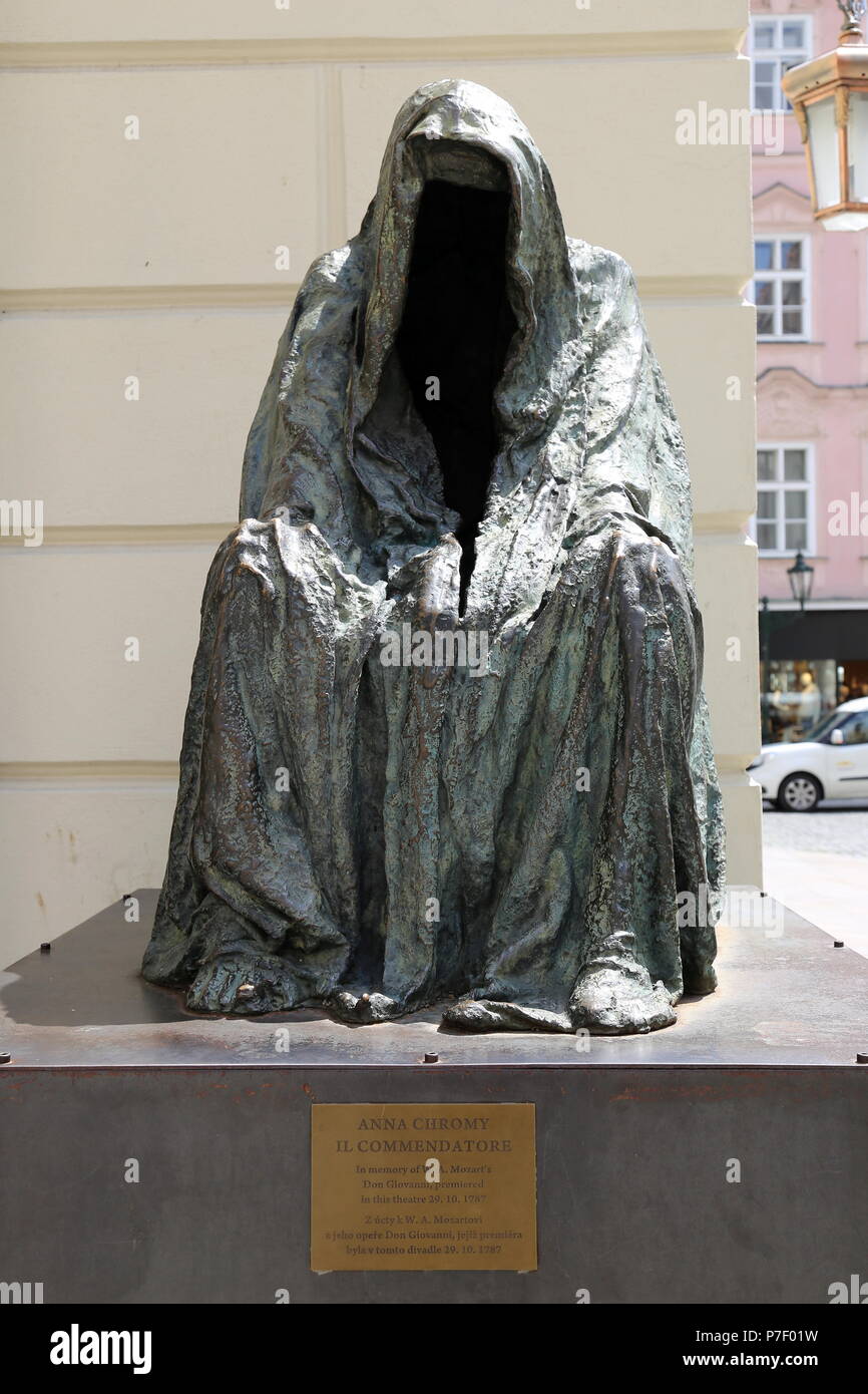 Il Commendatore' by Anna Chromy, Estates Theatre, Ovocný Trh, Staré Město  (Old Town), Prague, Czechia (Czech Republic), Europe Stock Photo - Alamy