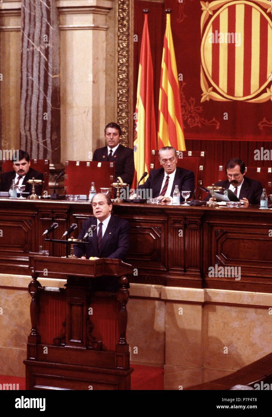 PUJOL , JORDI  POLITICO ESPAÑOL . BARCELONA 1930-  FOTO EN EL PARLAMENTO DE CATALUÑA , AÑO 1989. Stock Photo