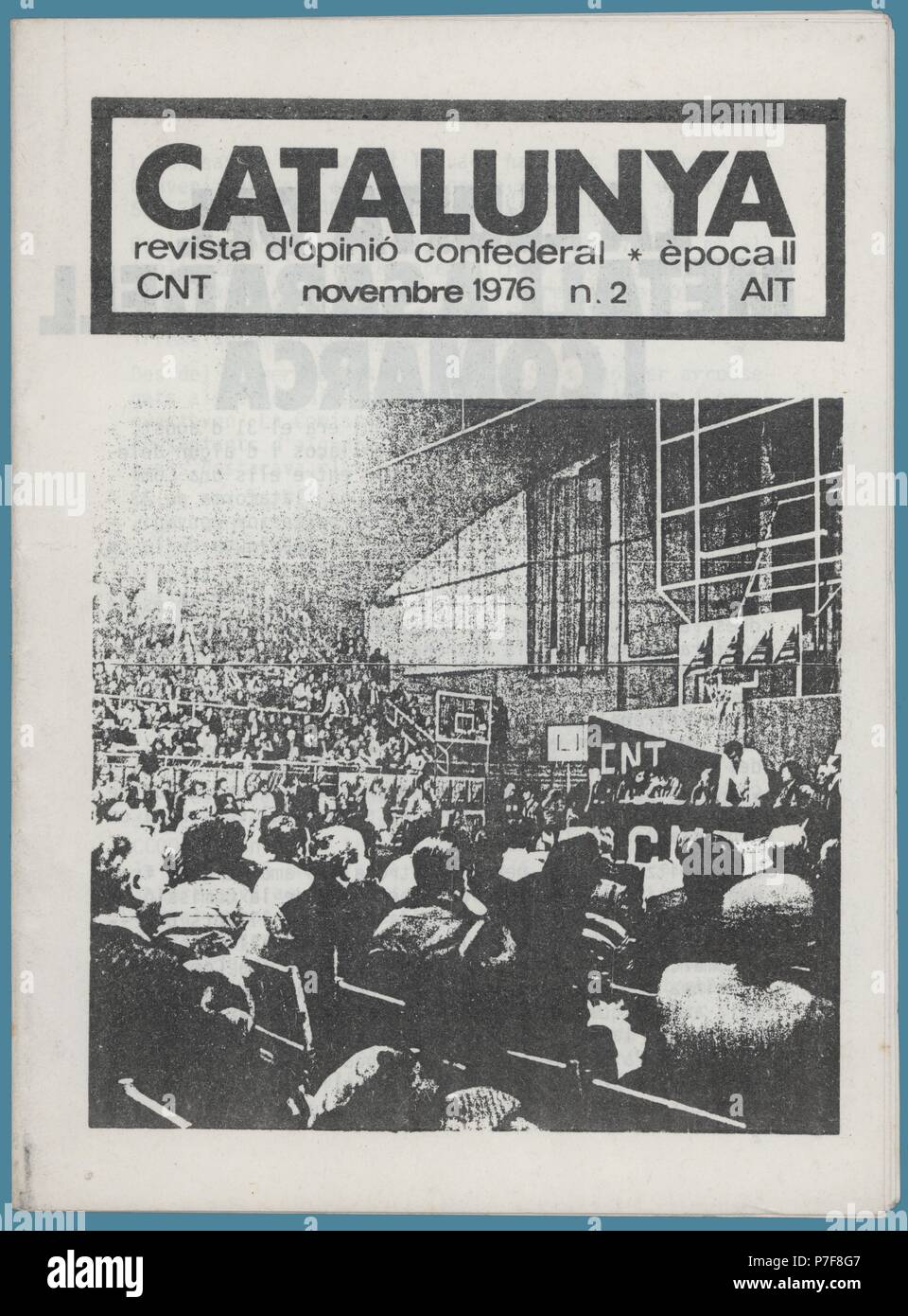 Portada de la revista clandestina Catalunya, editada por el sindicato CNT-AIT, Barcelona, noviembre de 1976. Stock Photo