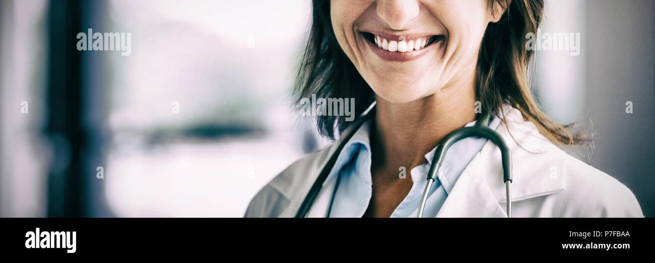 Smiling female in uniform hi-res stock photography and images - Alamy