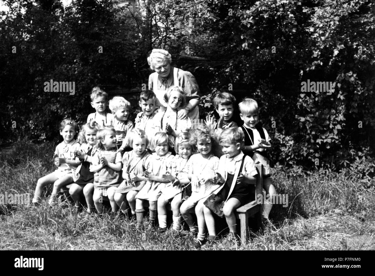 Children can be photographed in the green with the kindergarten teacher