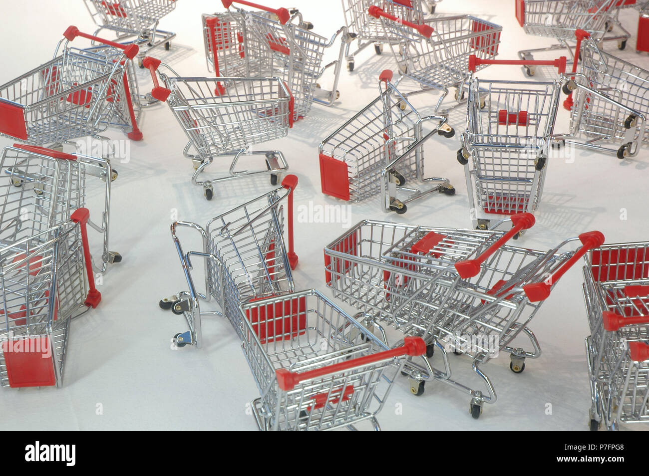 Many shopping carts, consumption Stock Photo Alamy