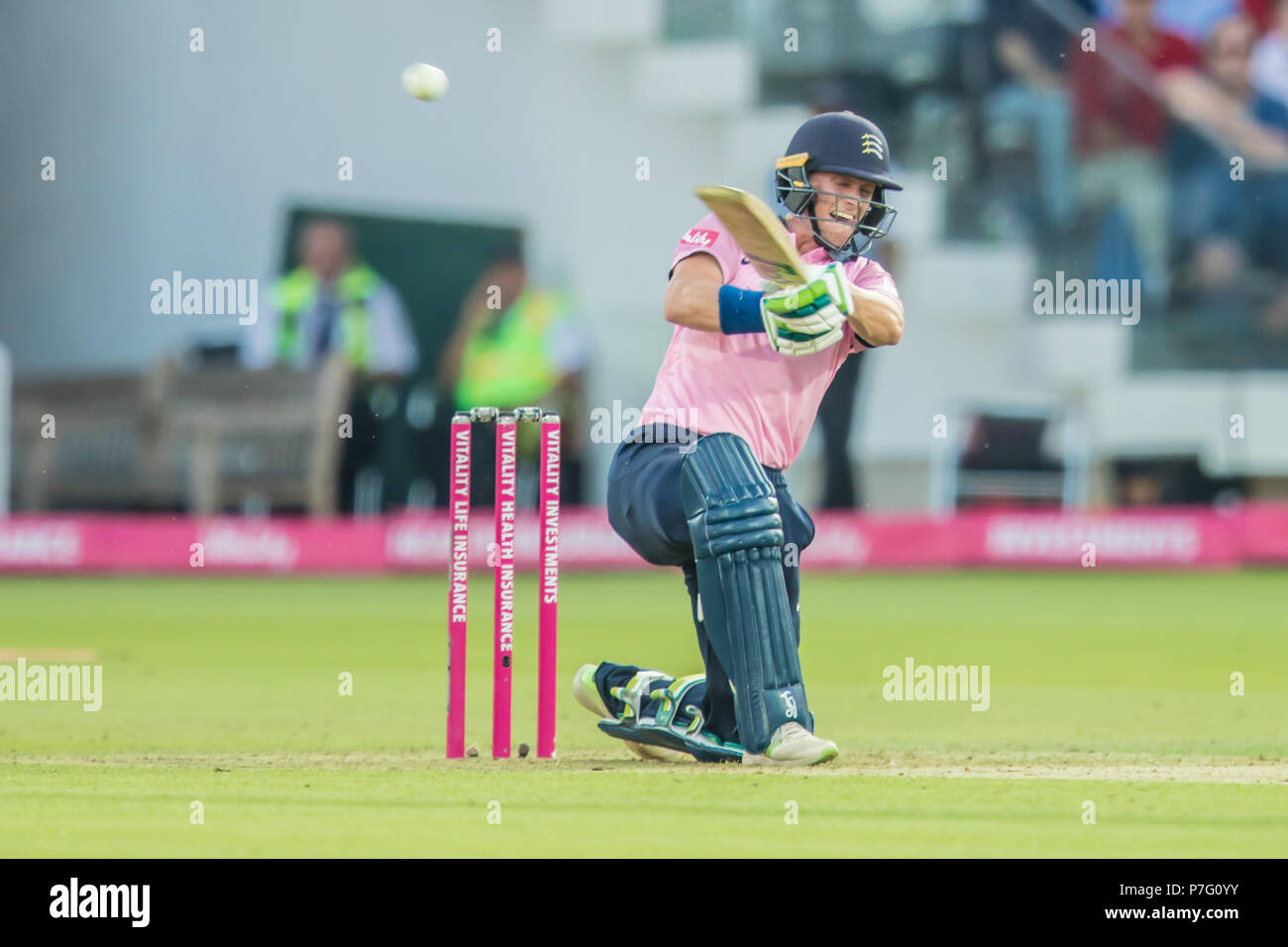 T20 cricket match hi-res stock photography and images