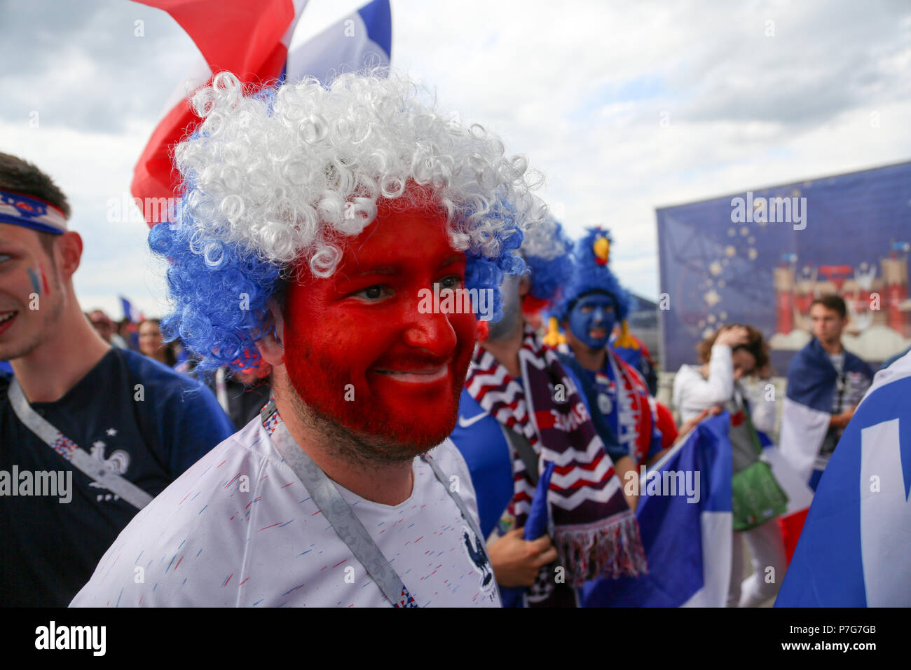 Nizhny Novgorod, Russia. 6th July 2018. A french football fan seen have his face painted with the french national flag's colour. French football fans celebrate their national football team victory over uruguay during the quarterfinal match of the Russia 2018 world cup finals. Credit: SOPA Images Limited/Alamy Live News Stock Photo