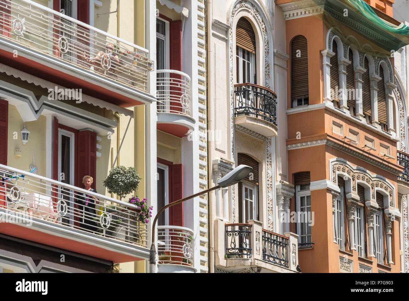 Apartments buildings in thessaloniki hires stock photography and