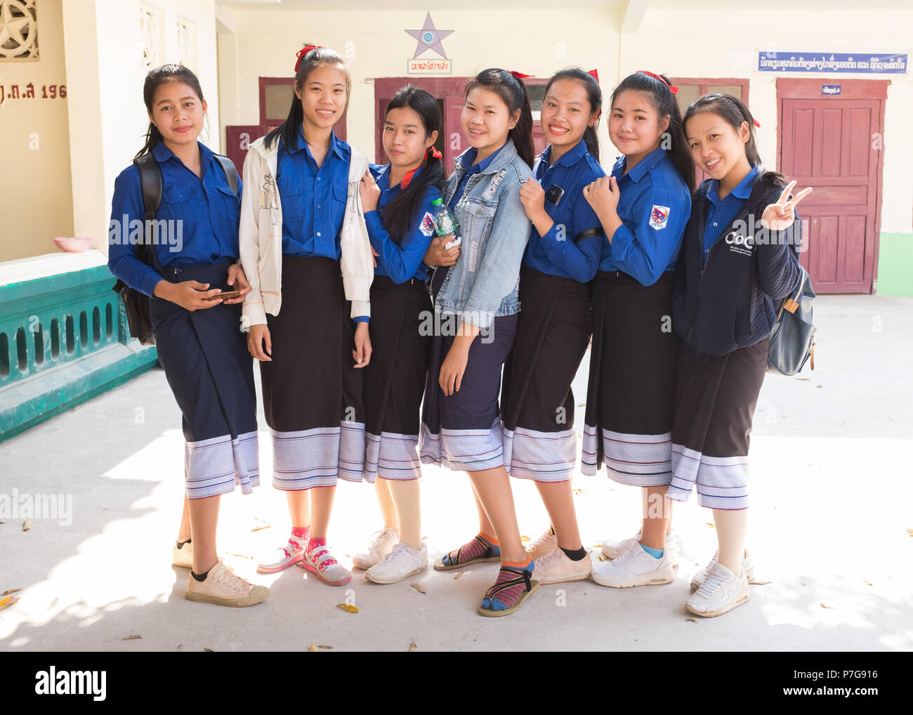 Portrait of schoolgirls standing in a row, Vientiane, Laos, Asia Stock  Photo - Alamy