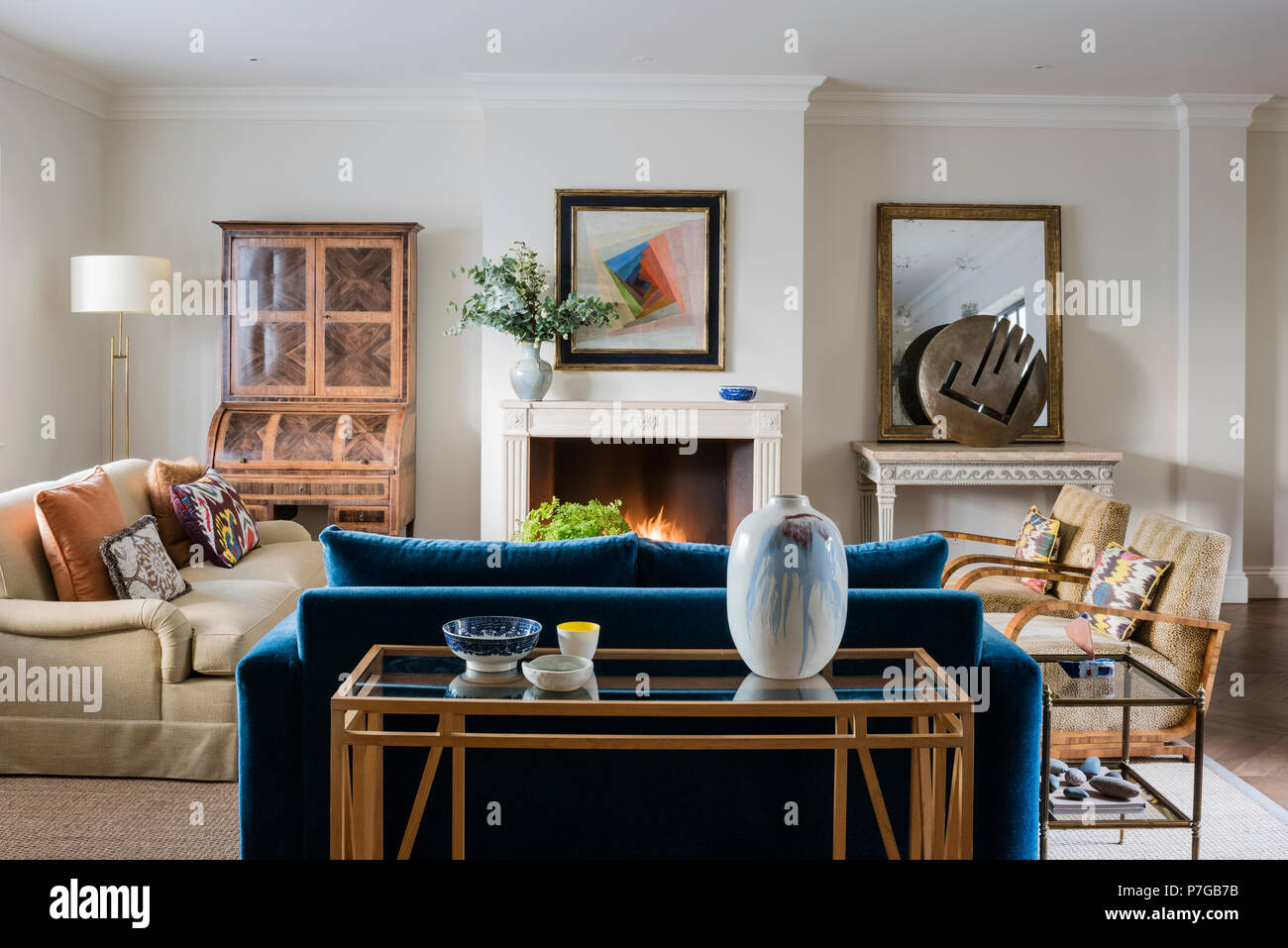 Country style living room Stock Photo - Alamy
