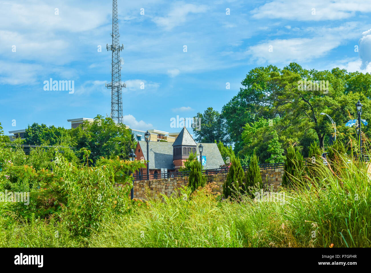 Charlotte nc church hi-res stock photography and images - Alamy