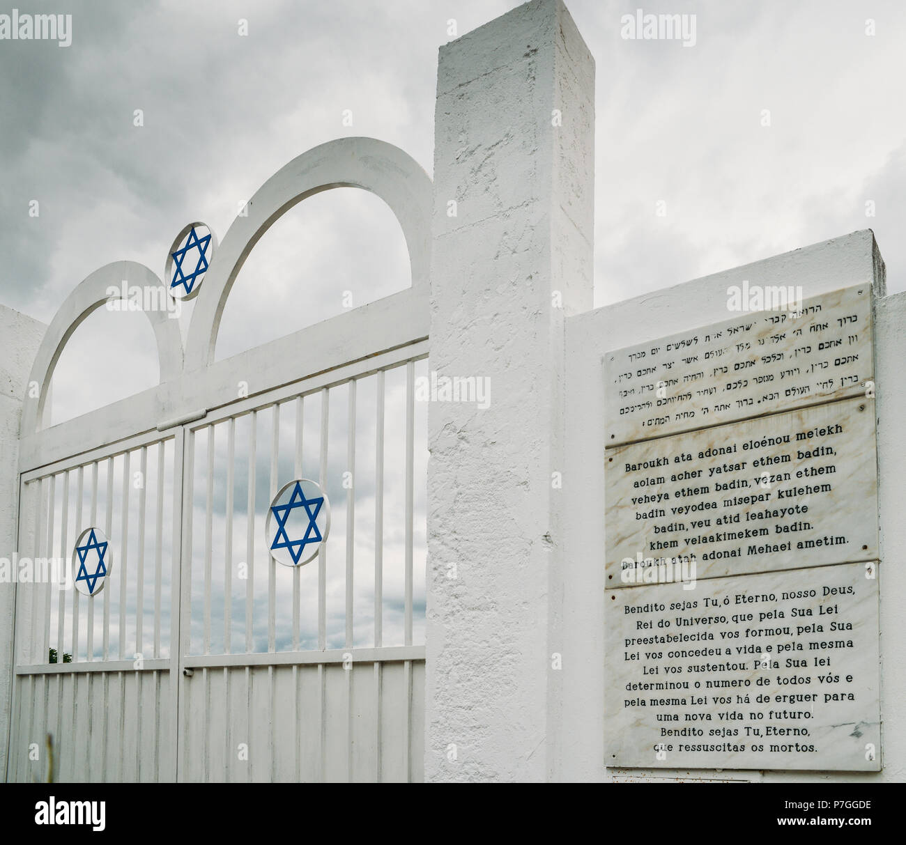 Jewish and Christian cemetery in Belmonte, Portugal, famous for the crypto- jews that practiced their faith in secret since the 16th-century Stock  Photo - Alamy