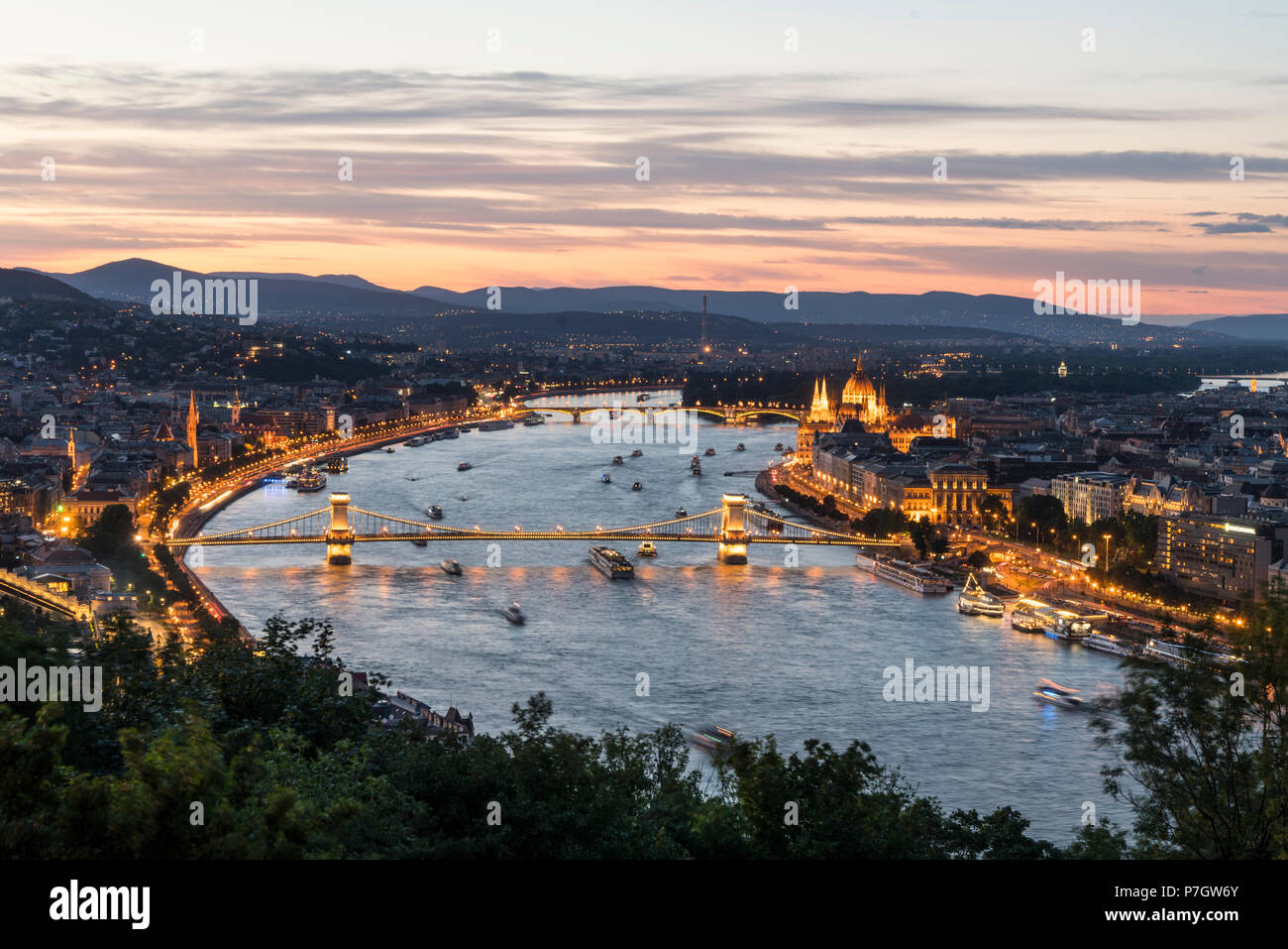 panoramic view of the  chain bridge on the river Danube at dusk Stock Photo