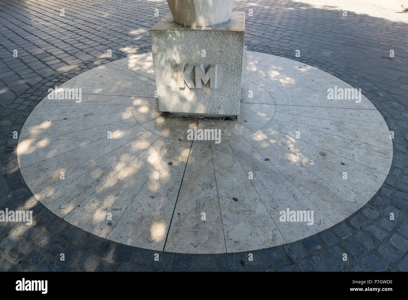Zero km stone hi-res stock photography and images - Alamy