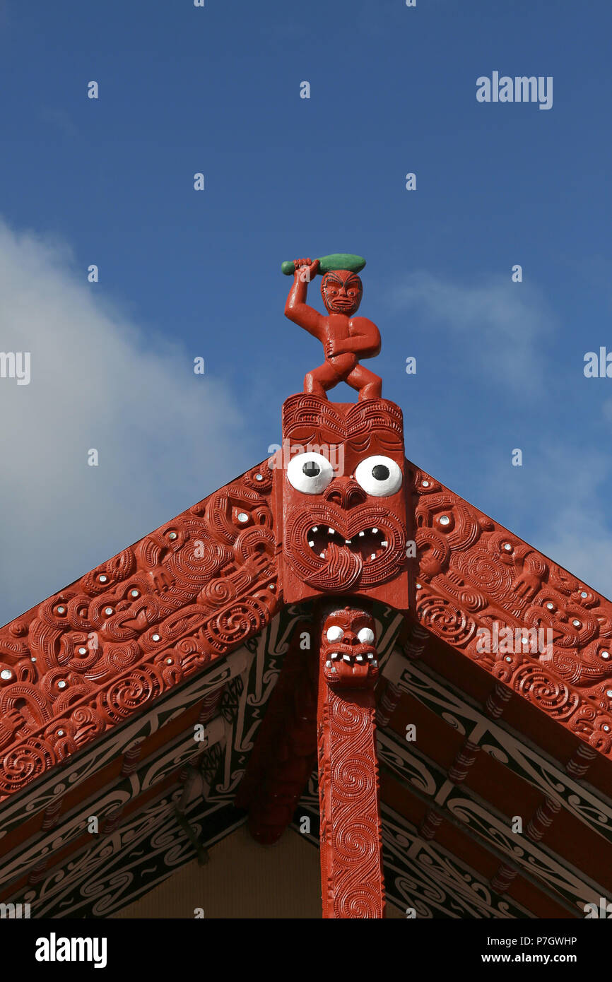 Maori Statute, Meeting house, Whakarewarewa Stock Photo