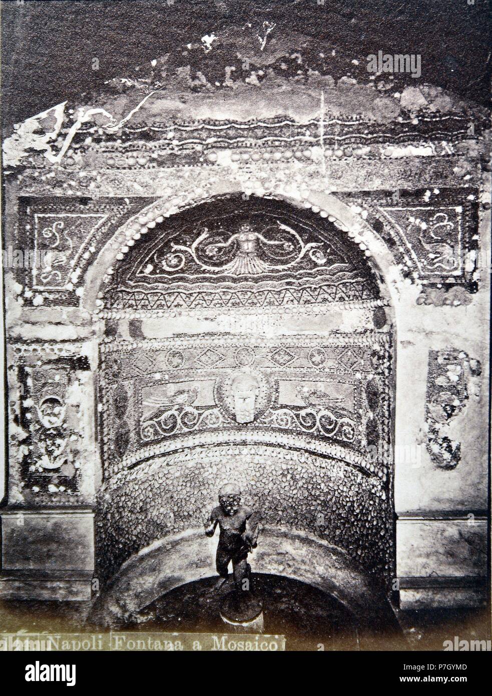 Napoli. Fontana a mosaico. Stock Photo