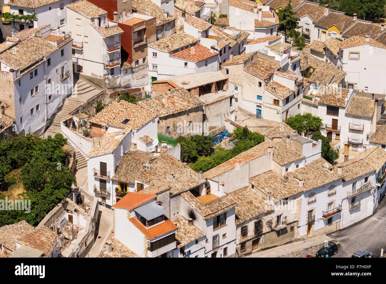 Castillo de La Iruela, origen almohade, construido sobre cimientos pre-bereberes, La Iruela, valle del Guadalquivir, parque natural sierras de Cazorla, Segura y Las Villas, Jaen, Andalucia, Spain. Stock Photo