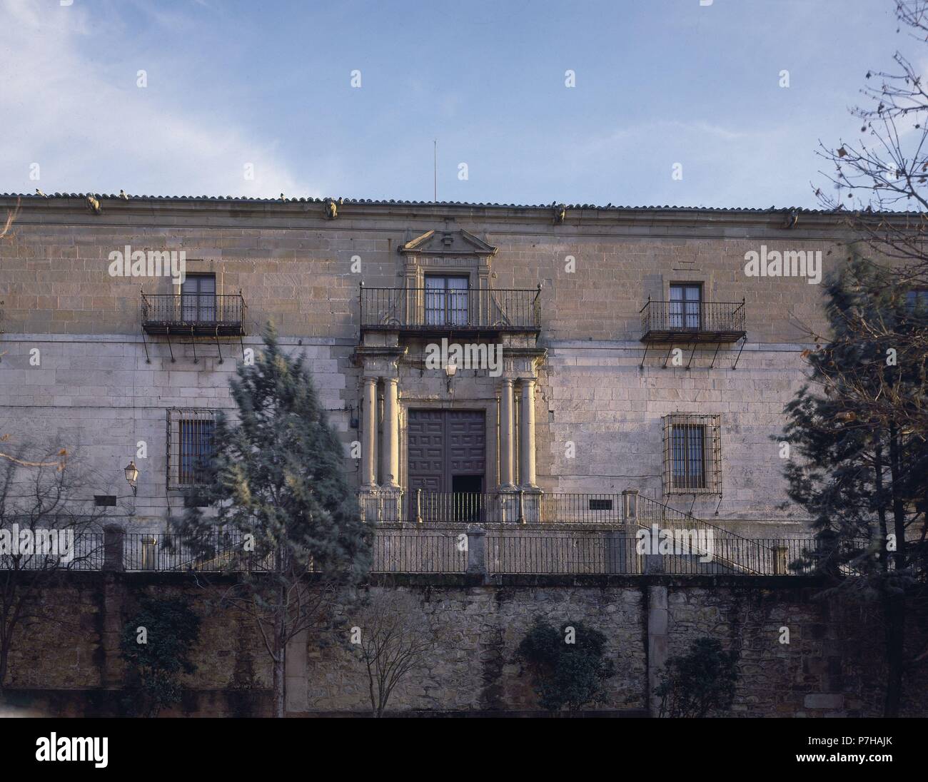 Palacio arzobispal fachada hi-res stock photography and images - Alamy