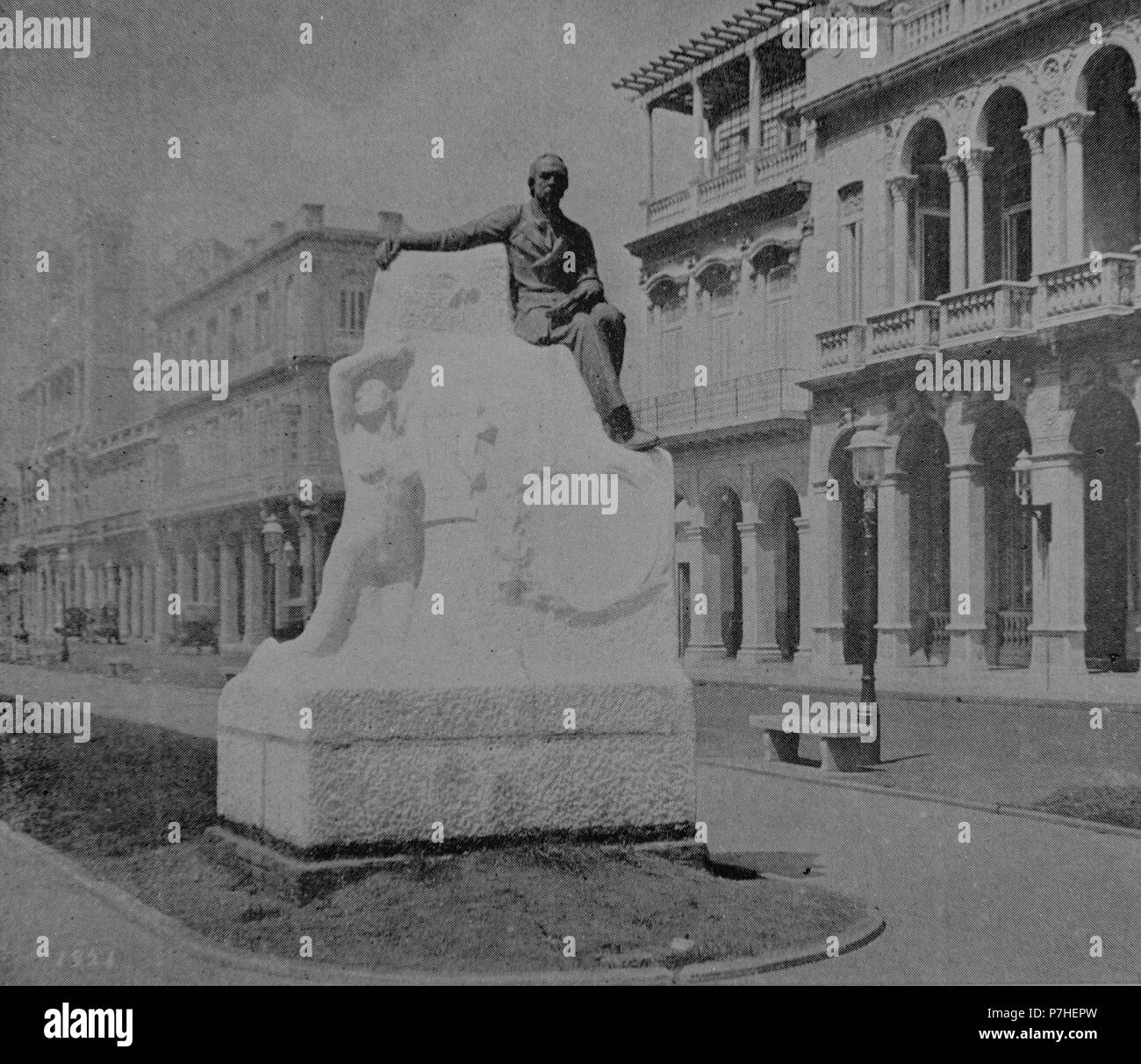 MONUMENTO A JUAN CLEMENTE ZENEA - 1832/1871 - POETA ROMANTICISTA CUBANO. Location: EXTERIOR, LA HABANA, CUBA. Stock Photo