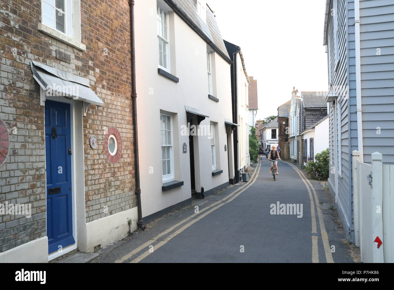 Quaint Cottages On Sea Wall Whitstable Kent England Stock Photo