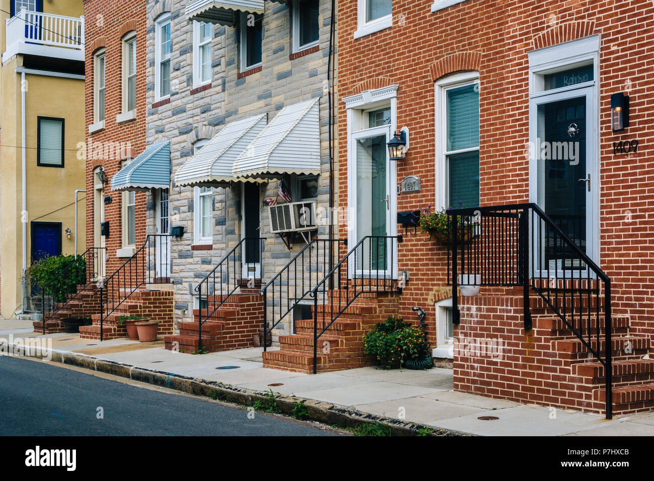 Row houses in Locust Point, Baltimore, Maryland Stock Photo Alamy