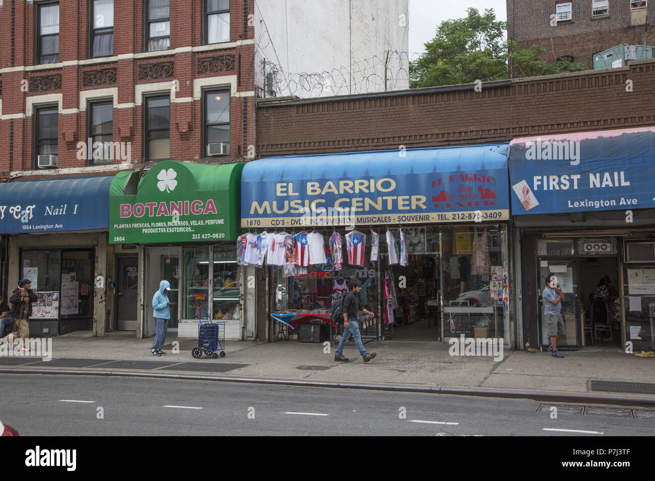 Lechonera El Barrio New York New - Neighborhood Of East Harlem Also Known As Spanish Harlem Along Lexington Avenue In New York City P7J3TF
