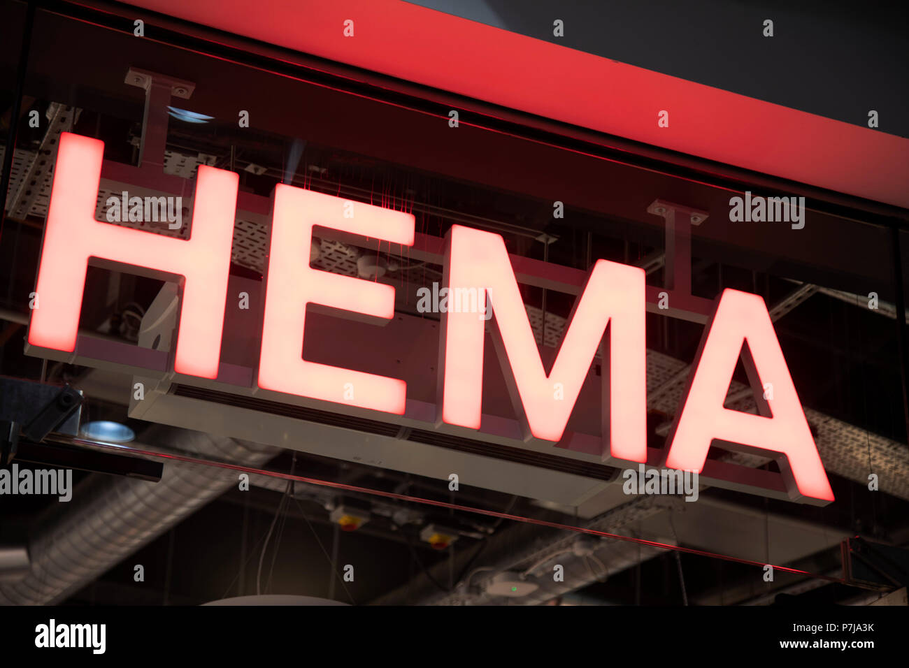 Hema hi-res stock photography and images - Page 3 - Alamy