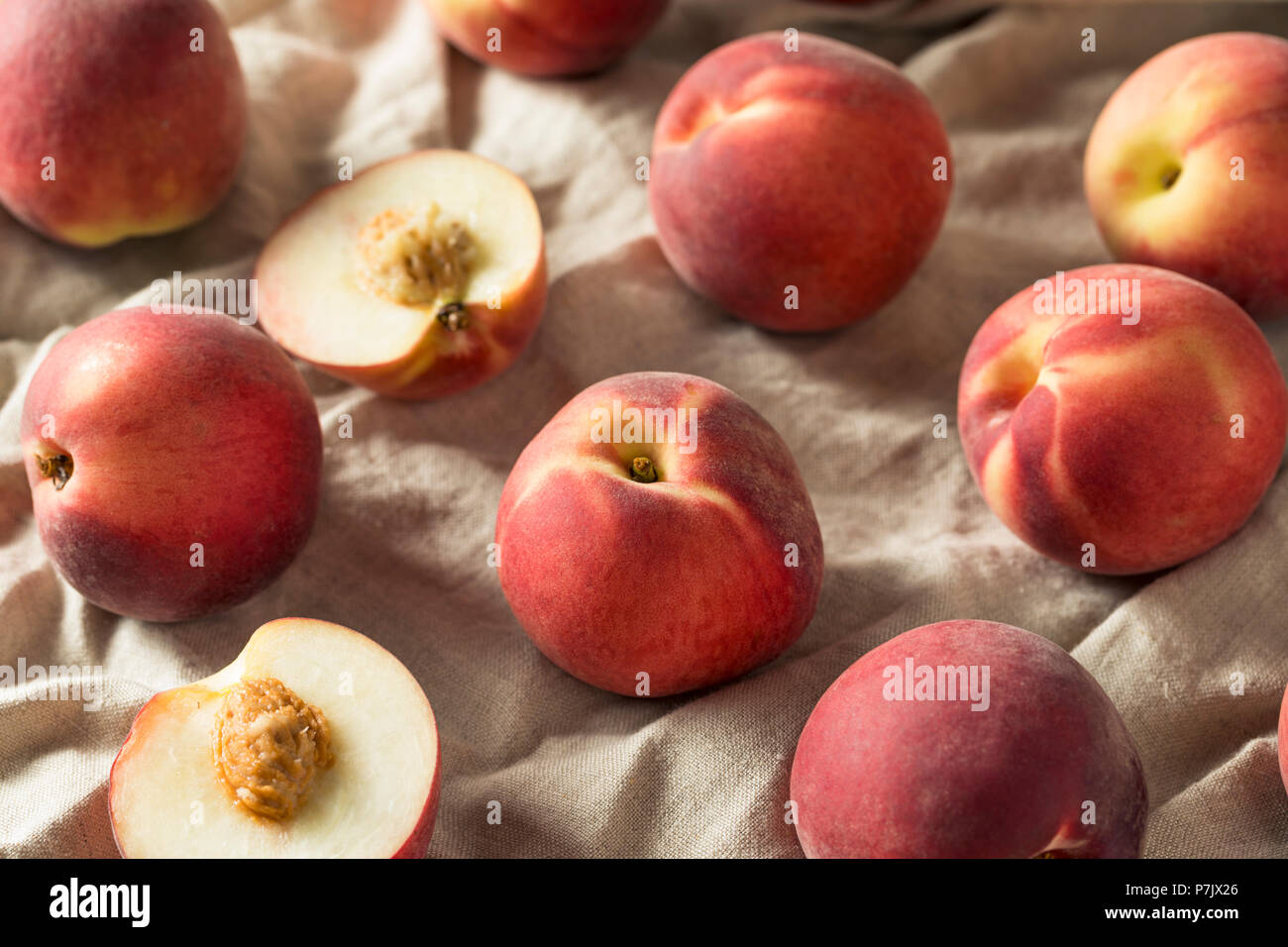 Raw Ripe Organic White Peaches Ready to Eat Stock Photo Alamy