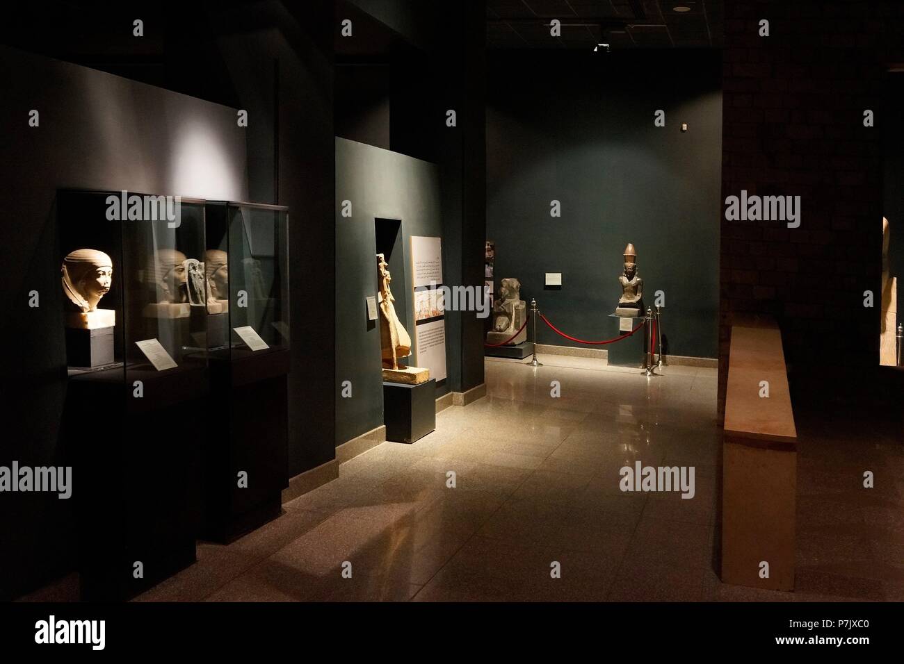 Museo de Luxor Stock Photo - Alamy