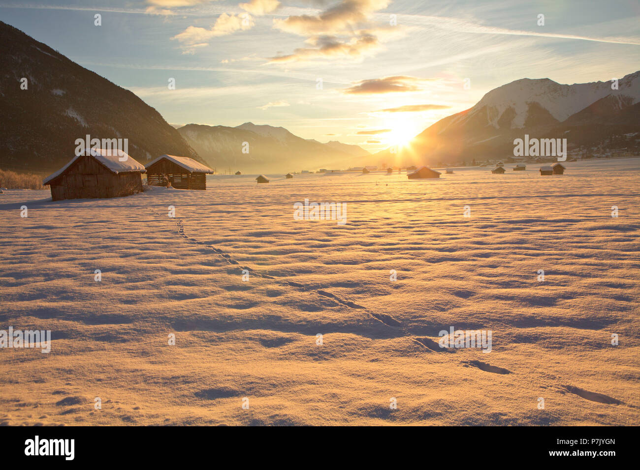 Austria, Tyrol, winter evening in the Gurgltal valley near Tarrenz Stock Photo