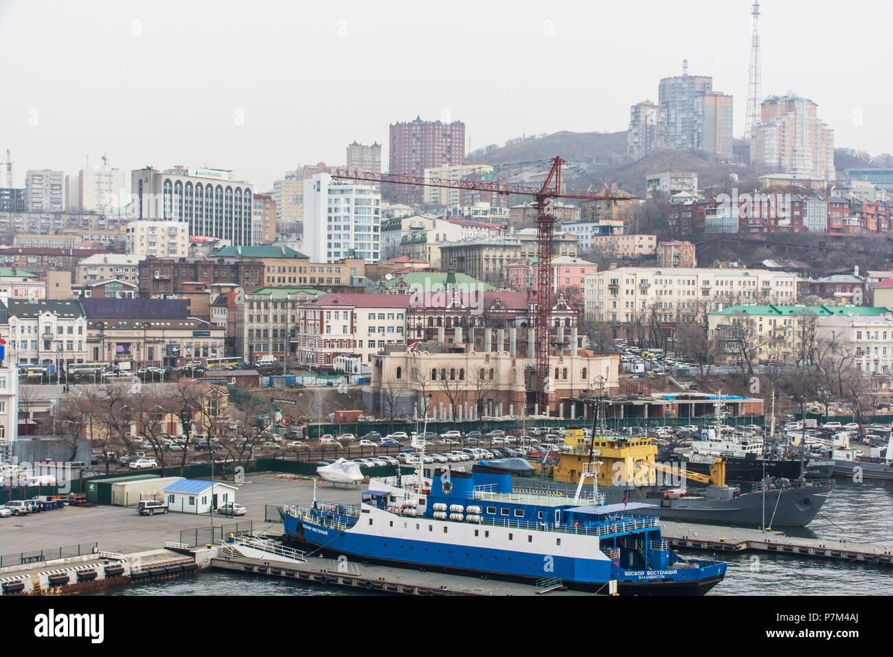 Short biography. Lomonosov as a multilateral personality Short biography. Lomonosov as a multilateral personality