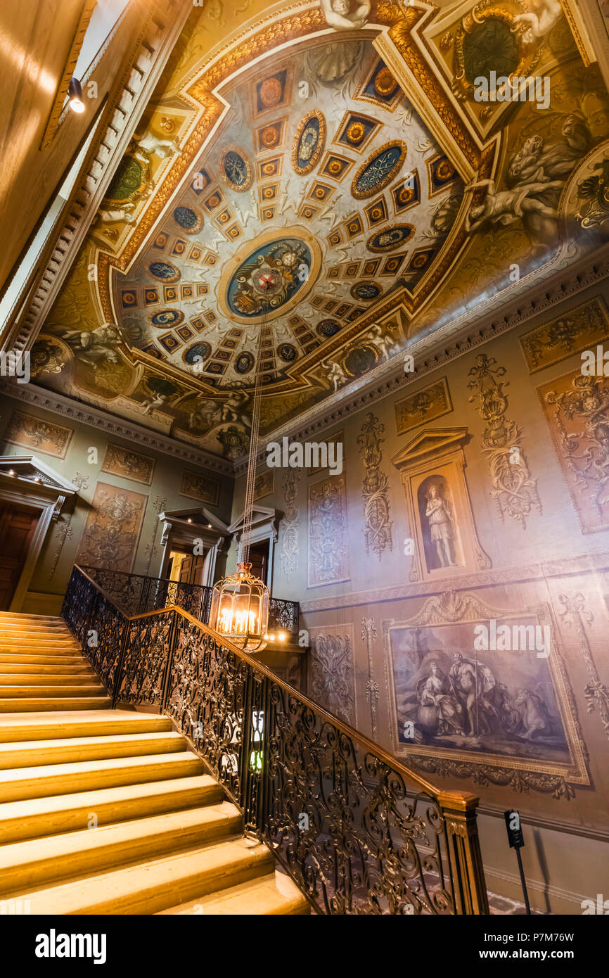 England, Middlesex, London, KingstonuponThames, Hampton Court Palace