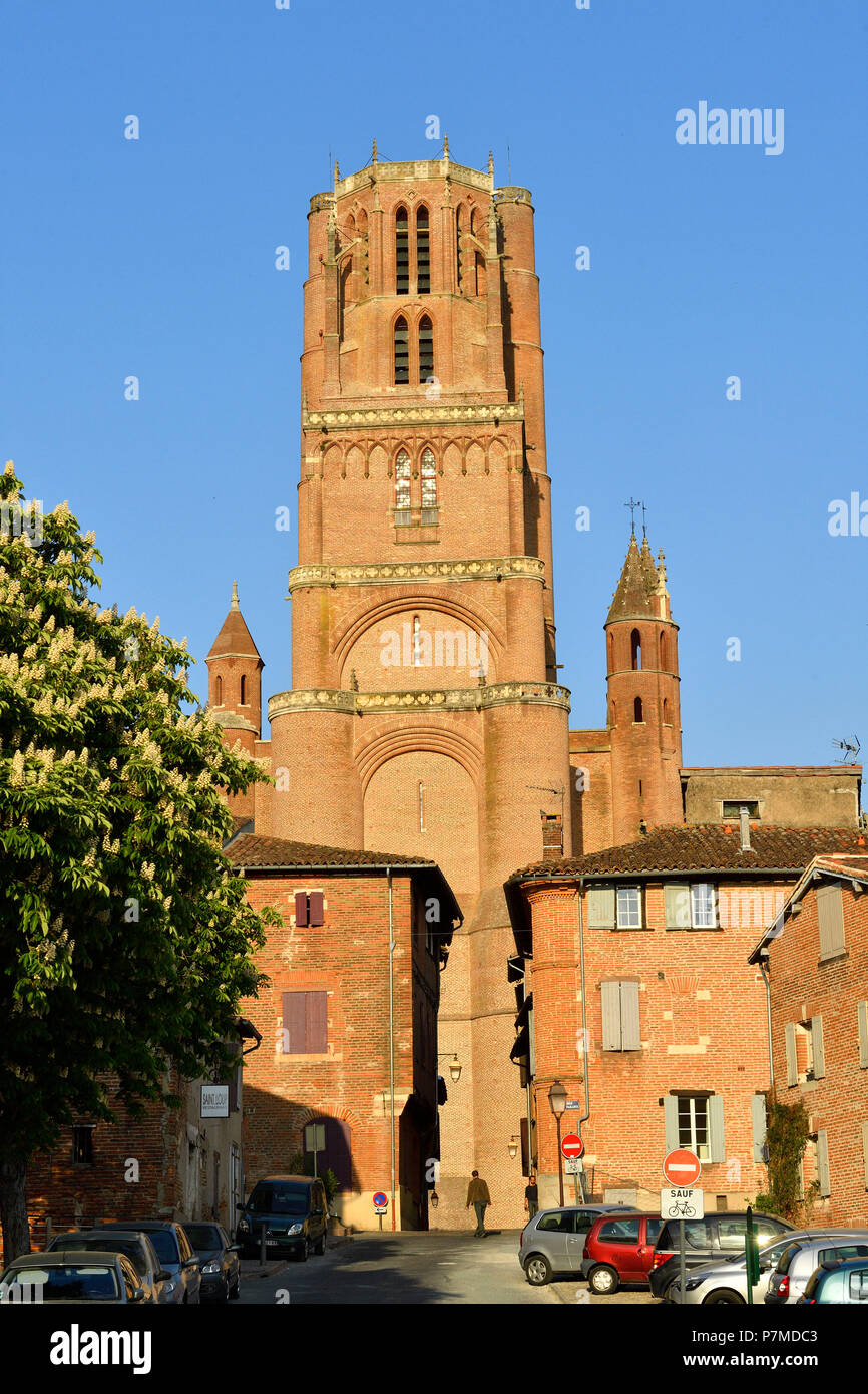 Albi street france hi-res stock photography and images - Alamy