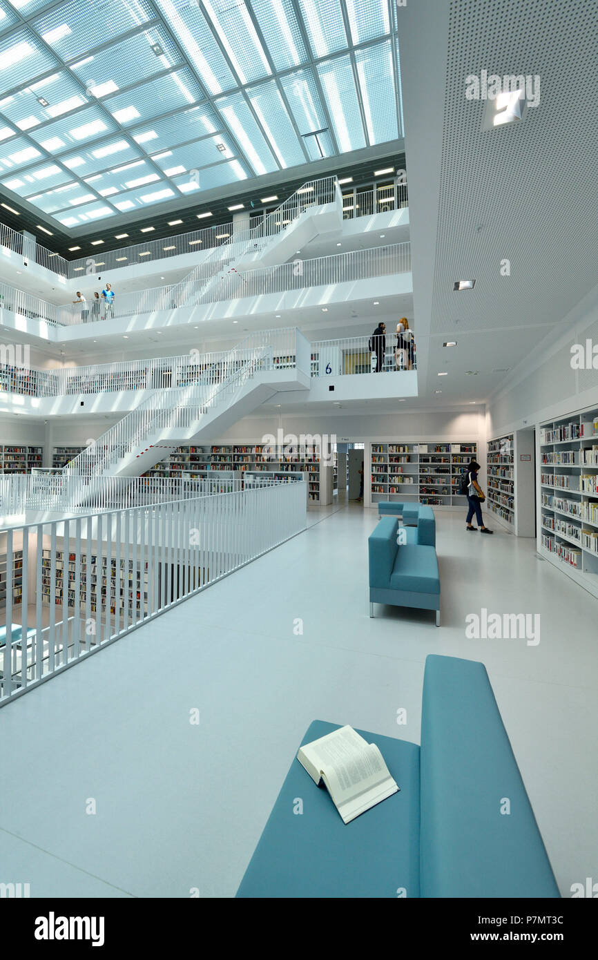 Germany, Baden-Wurttemburg, Stuttgart, Mailander Platz, new Stuttgart city library Stock Photo