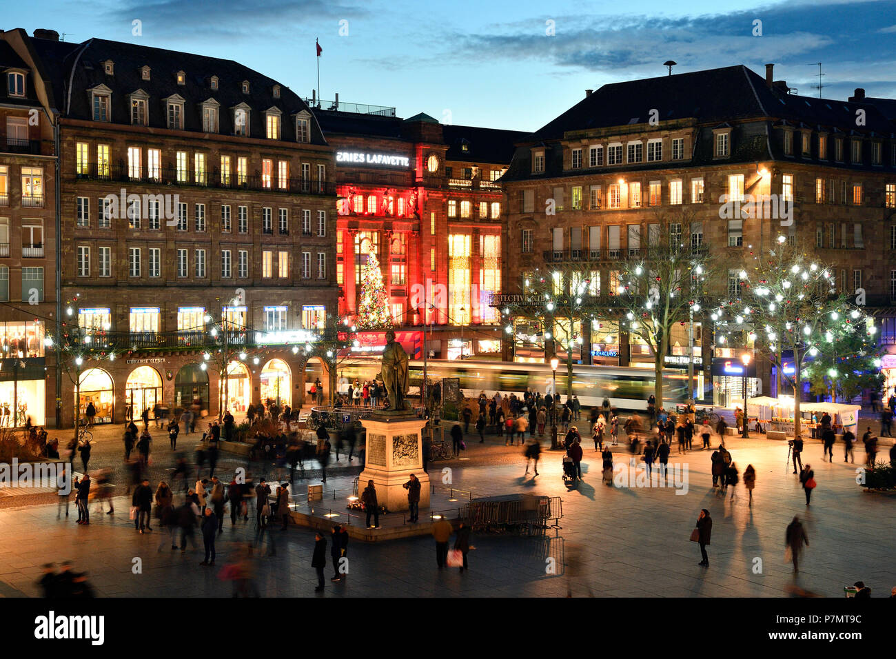 France, Bas Rhin, Strasbourg, old town listed as World Heritage by UNESCO, Kleber statue on Place Kleber, Christmas decoration on the Galeries Lafayettes Department store, Rue du 22 Novembre and Rue des Francs Stock Photo