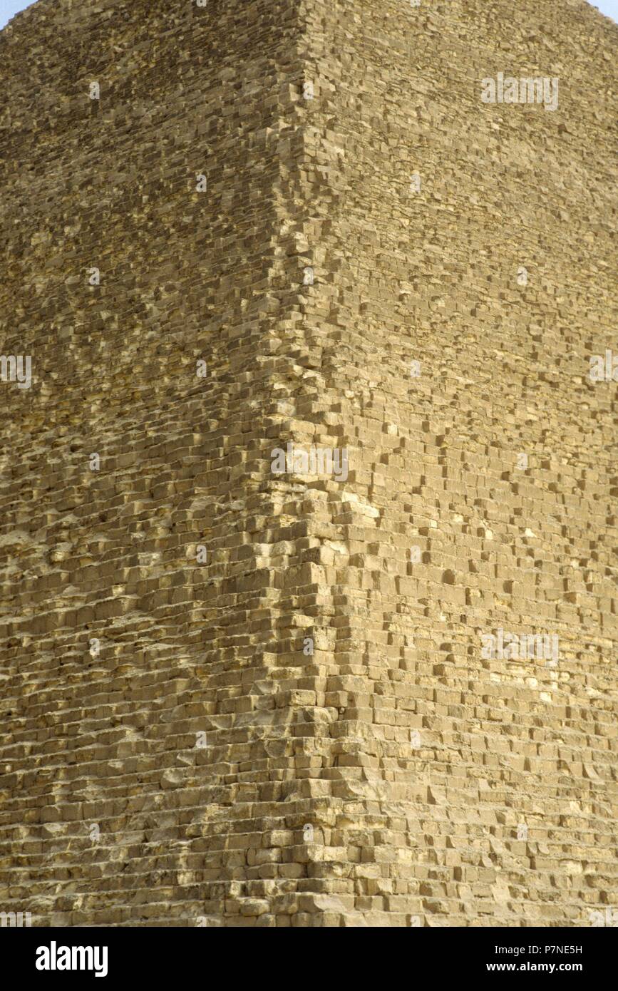 La Pirámide de Keops sirvió como tumba para el faraón Jufu, conocido también por su nombre en