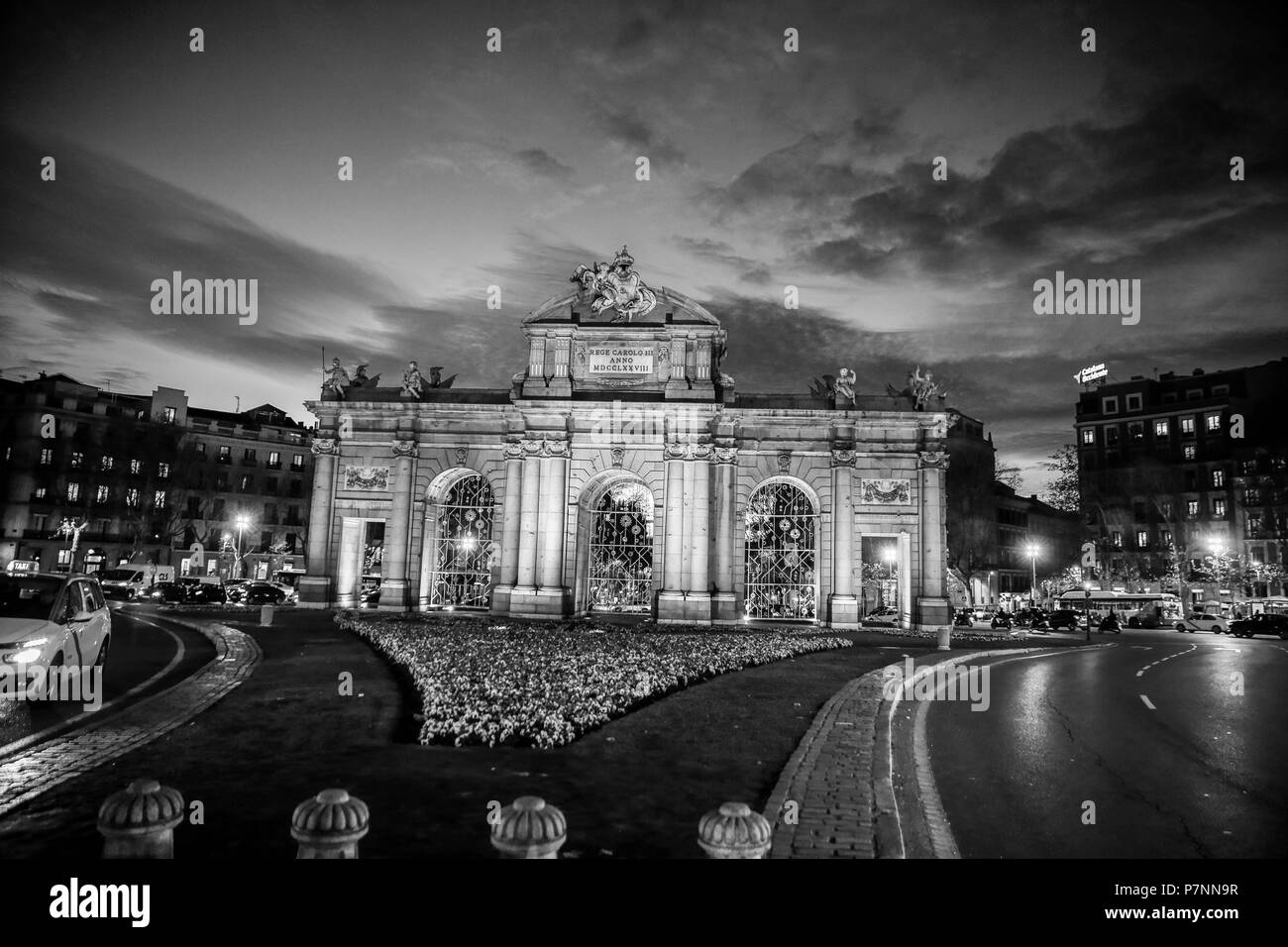 Puerta de alcala Black and White Stock Photos & Images - Alamy