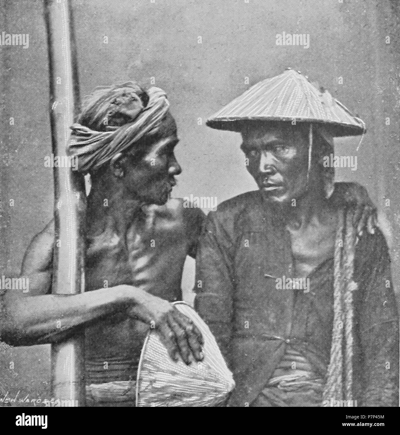 English: photo from Through China with a camera 中文（繁體）‎: 中國苦力 . between  1871 and 1872 90 CHINESE COOLIES Stock Photo - Alamy