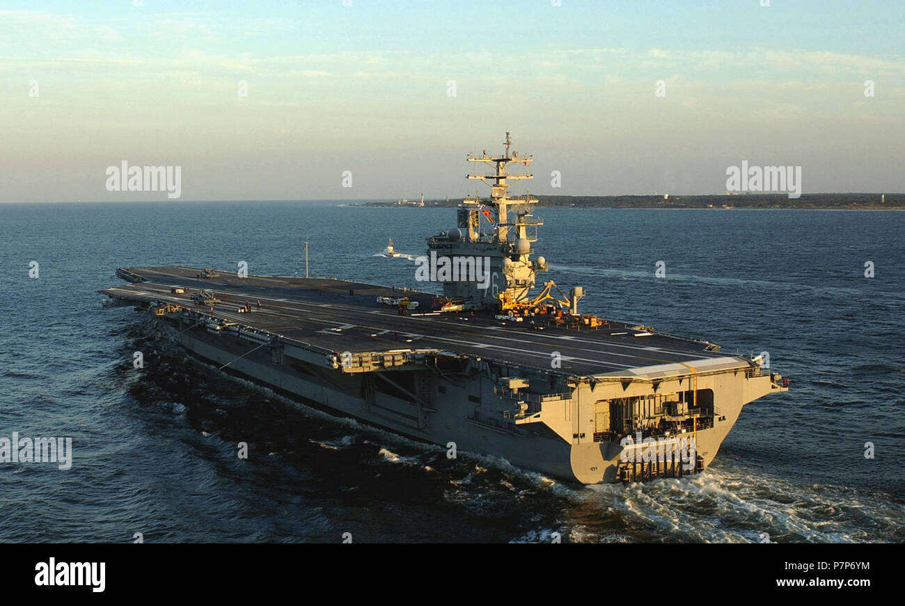 Naval Station Norfolk Virginia Hi Res Stock Photography And Images Alamy