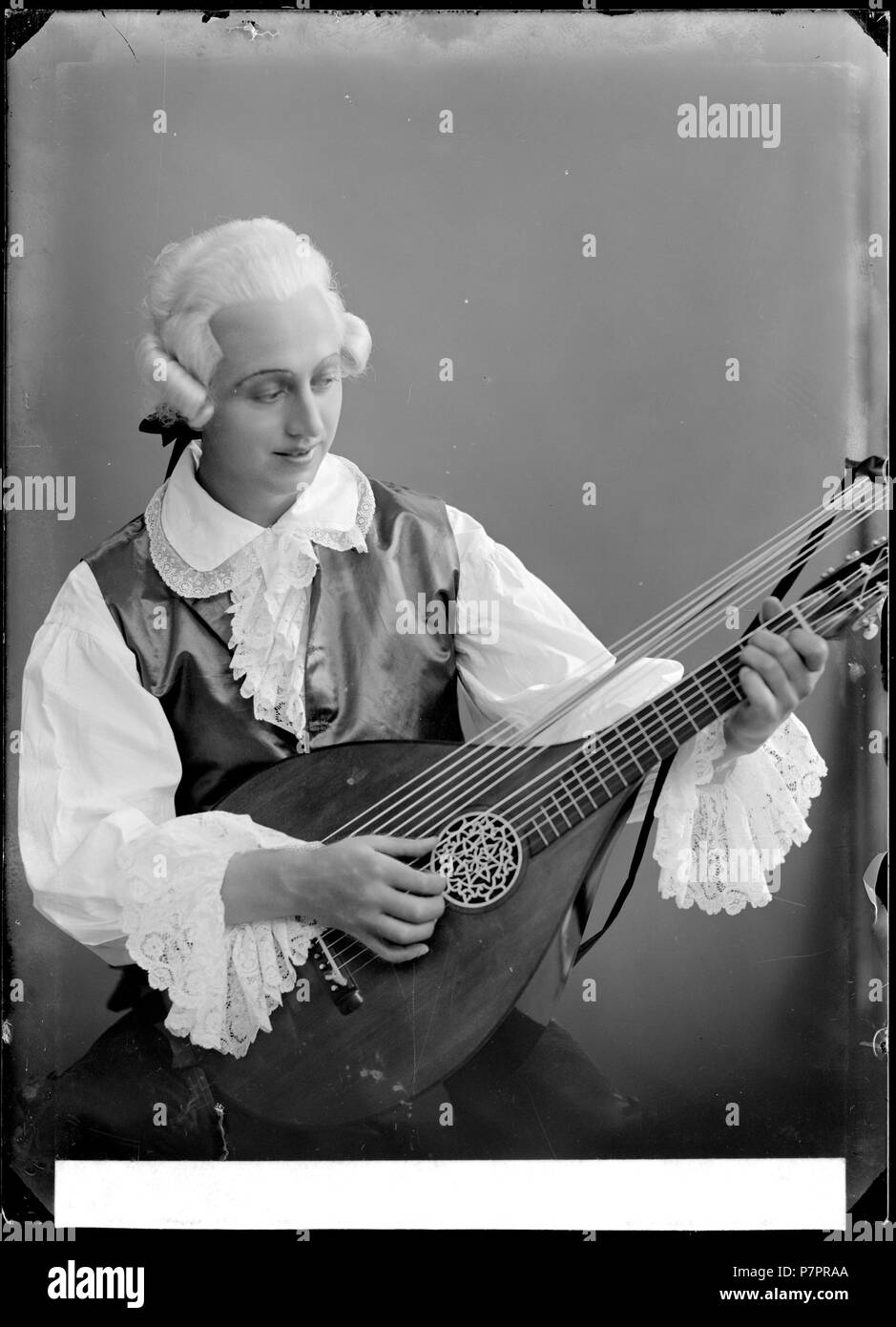 Jean Claesson i okänd föreställning, 1910-tal. Glasnegativ 220 Jean Claesson, rollporträtt - SMV - GC020 Stock Photo