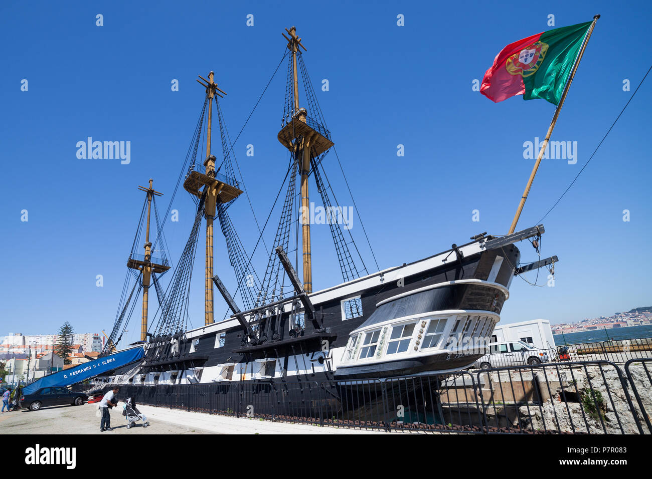 Fragata fernando ii e glória hires stock photography and images Alamy