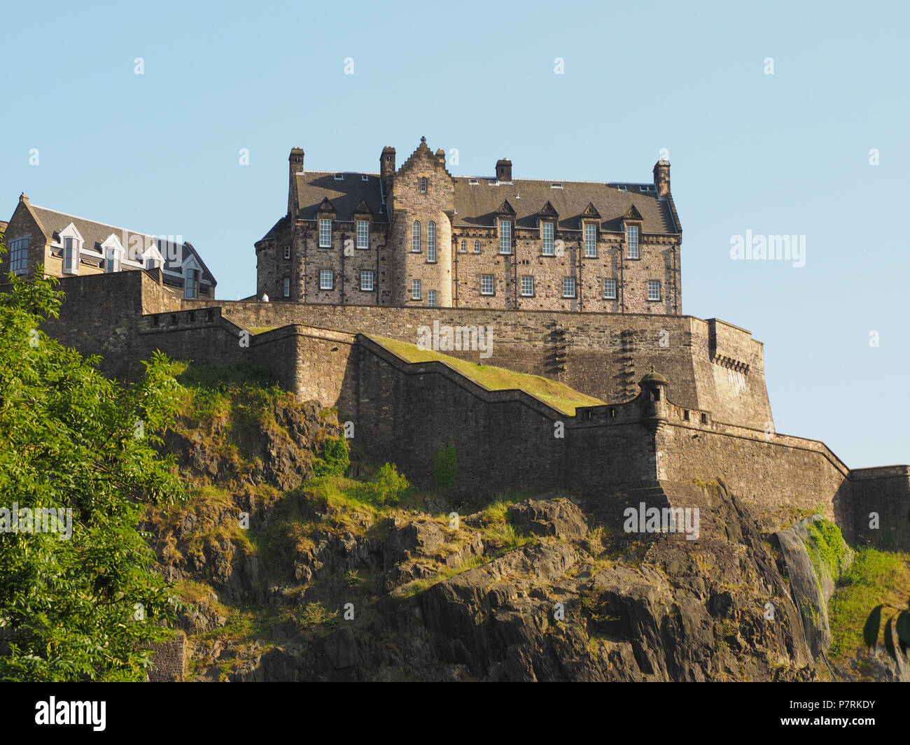 Edinburgh castle on the Castle Rock in Edinburgh, UK Stock Photo - Alamy